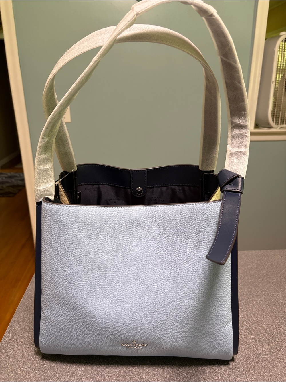 kate spade two-tone light blue and navy pebbled leather shoulder bag
